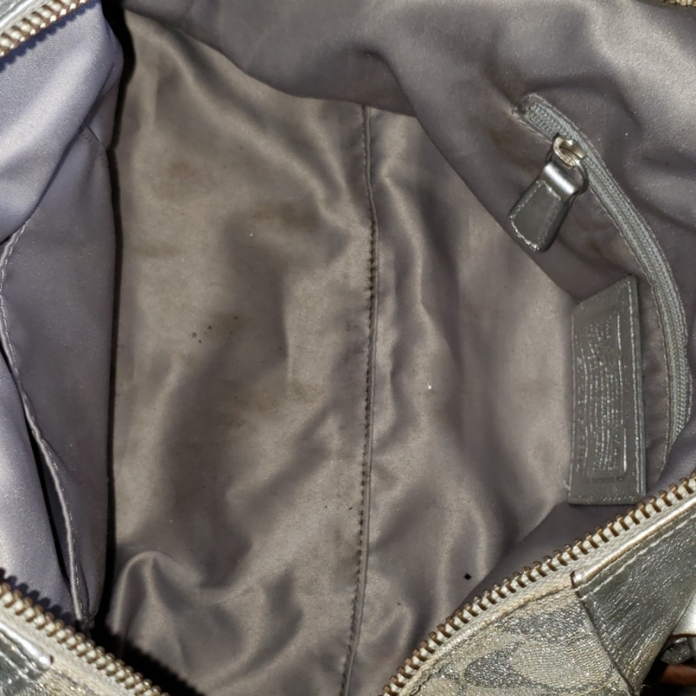 Coach signature silver metallic shoulder bags - Picture 6 of 8